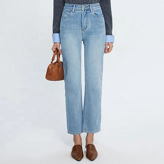 Light Wash Cropped Straight Jeans